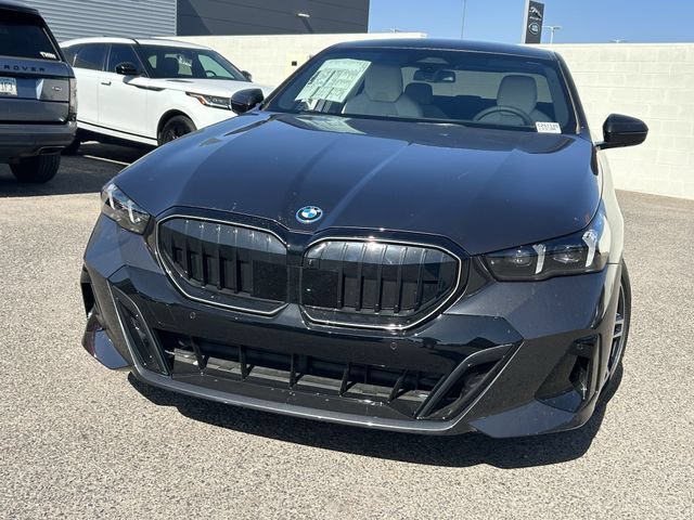 New 2026 BMW 550e xDrive w/ Premium Package AWD/4WD image 3