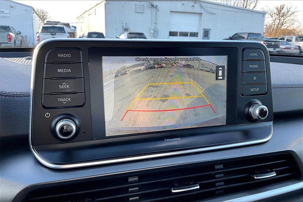 Used 2020 Kia Telluride LX image 19