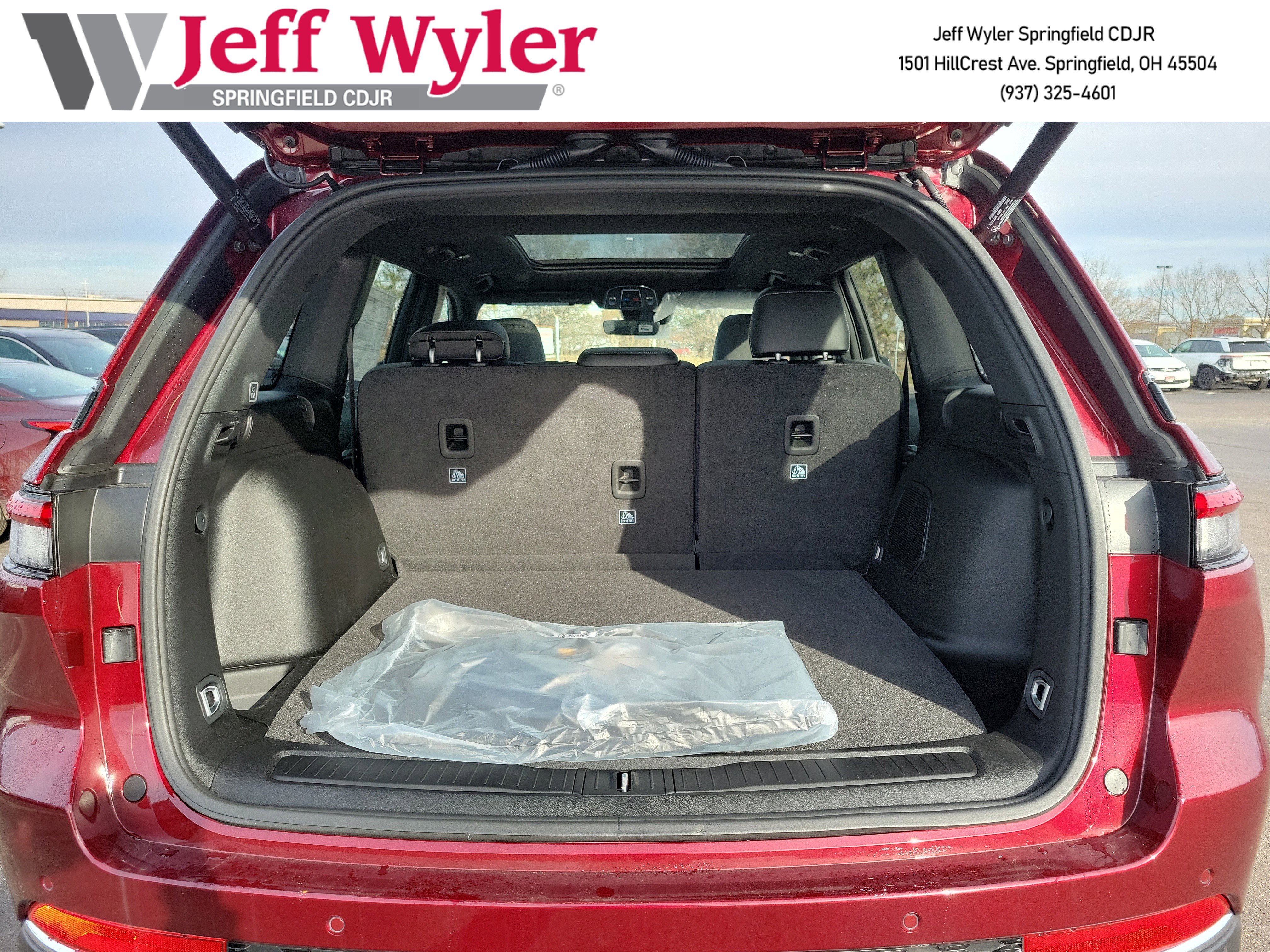 New 2025 Jeep Grand Cherokee Limited image 5