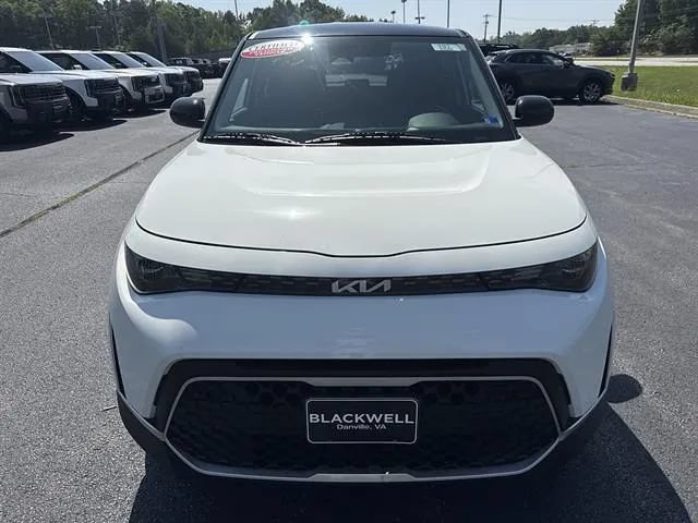 Certified 2023 Kia Soul S FWD image 2