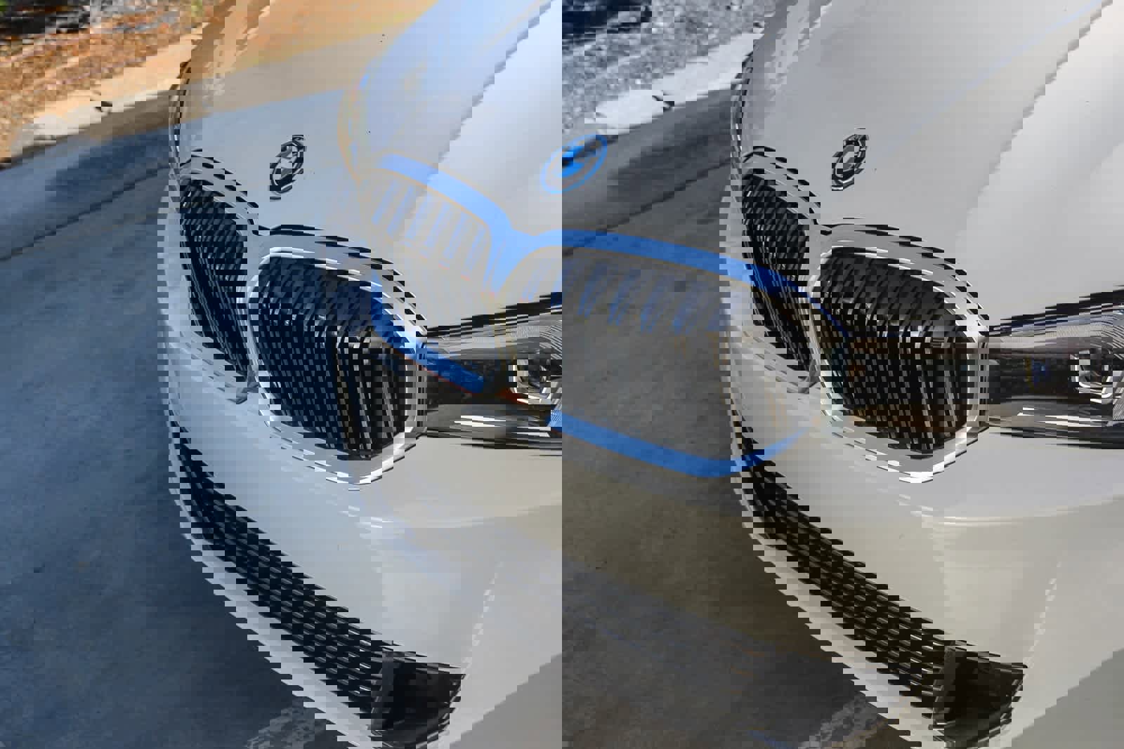 Used 2023 BMW 330e w/ Premium Package image 11