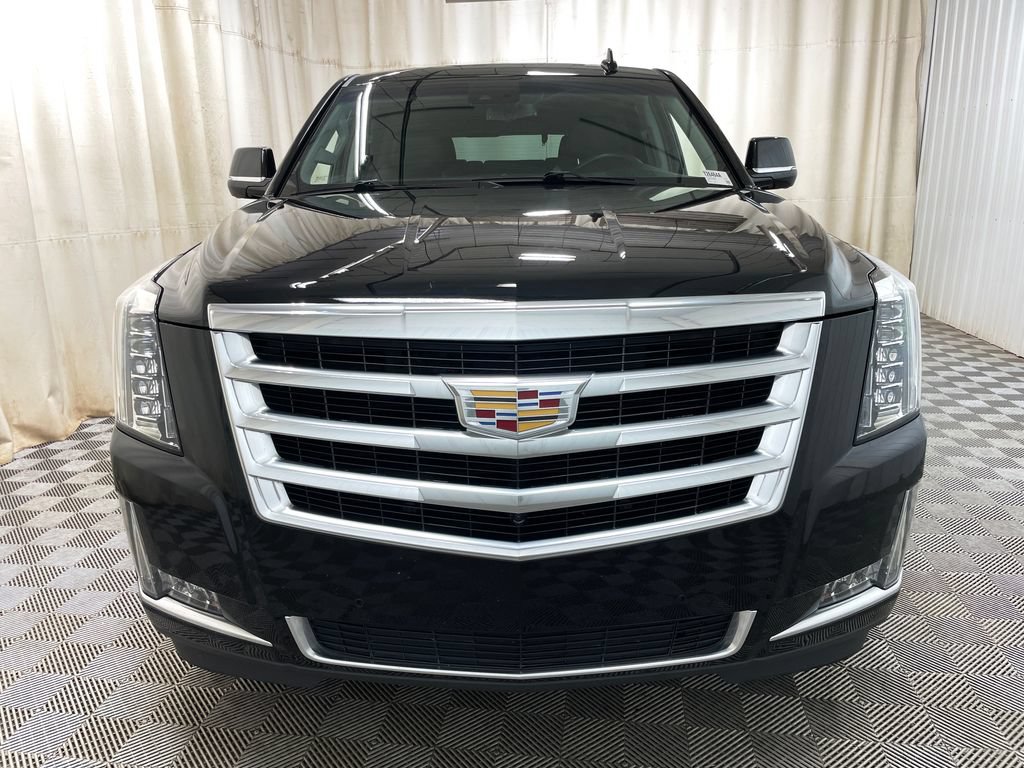 Used 2017 Cadillac Escalade Luxury AWD/4WD image 23