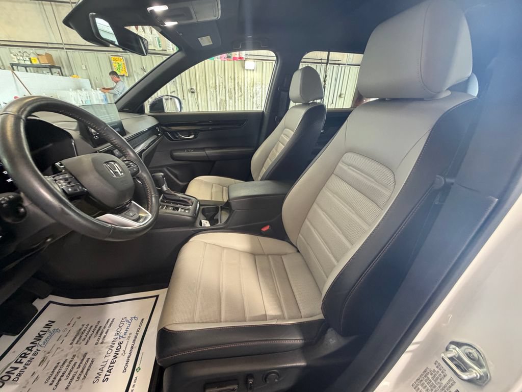 Used 2024 Honda CR-V Sport Touring image 9