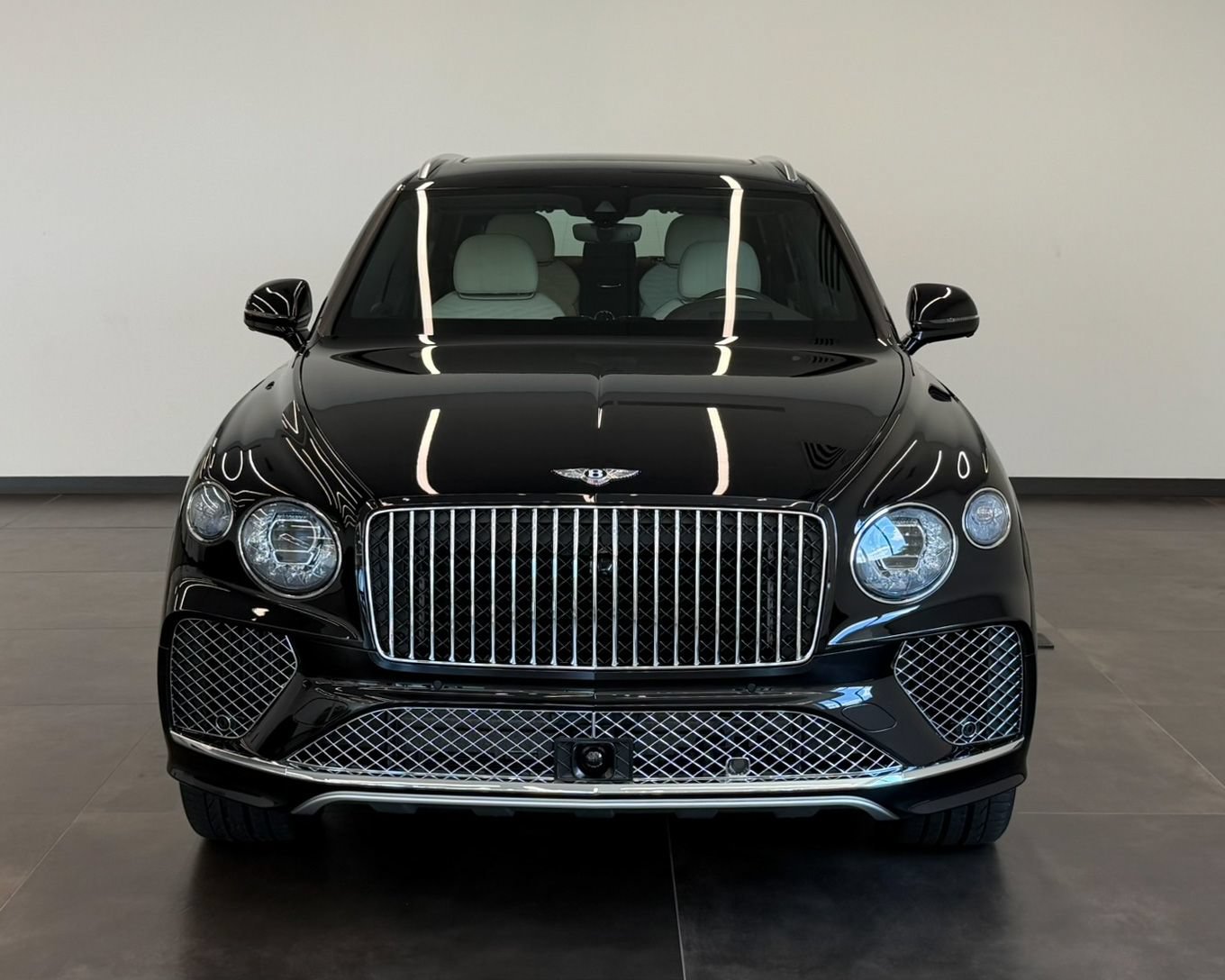 New 2026 Bentley Bentayga Extended Wheelbase AWD/4WD image 8