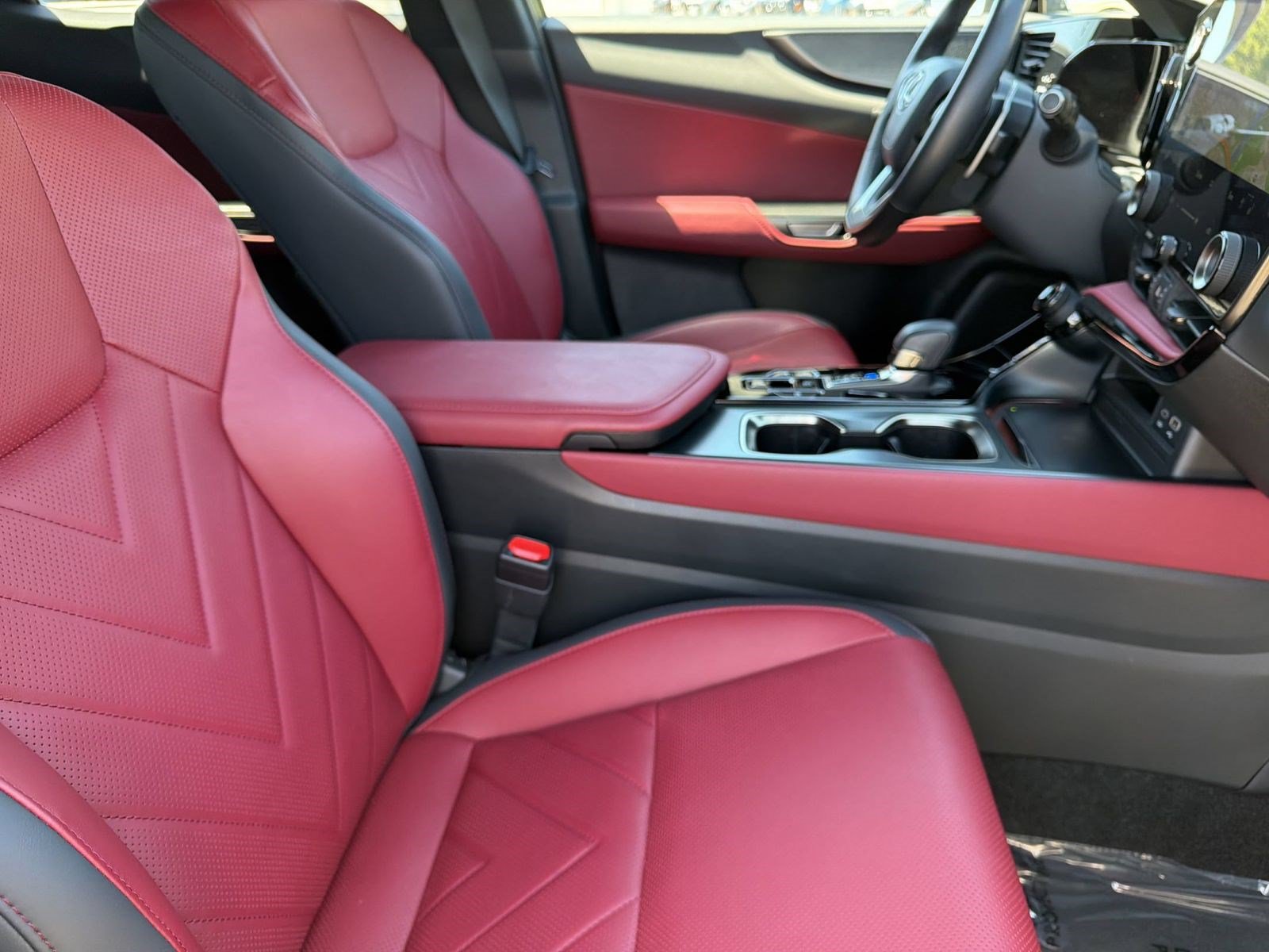 Used 2024 Lexus NX 350h AWD w/ Vision Package image 22