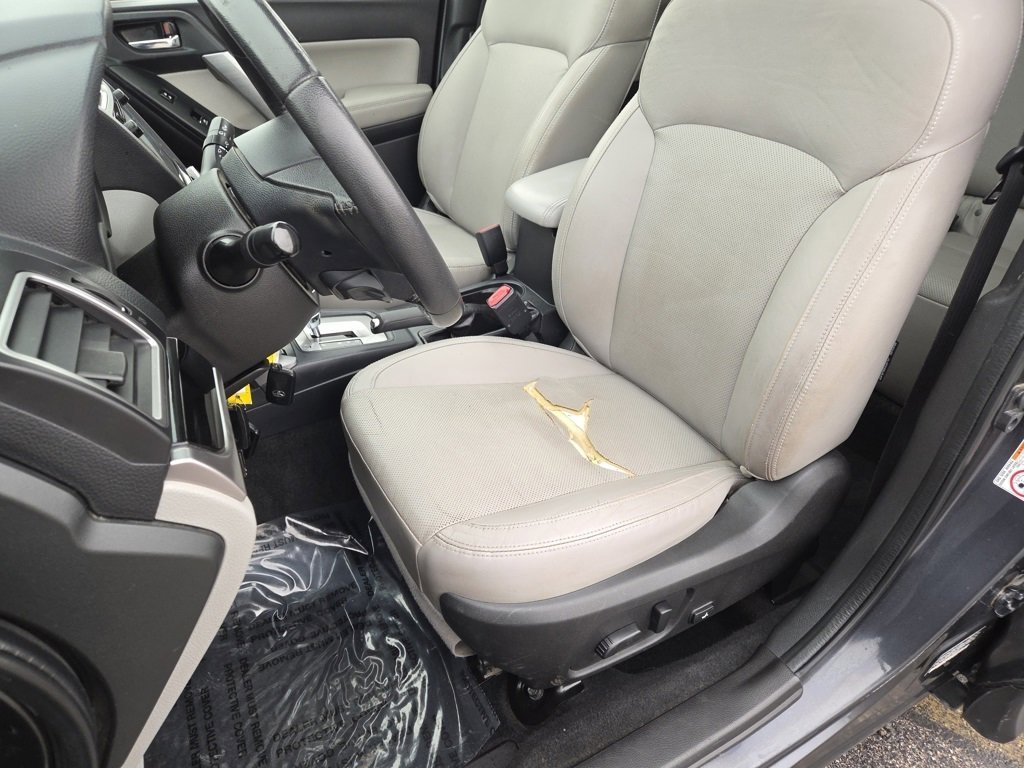 Used 2017 Subaru Forester 2.5i Limited w/ Protection Package #2 image 5