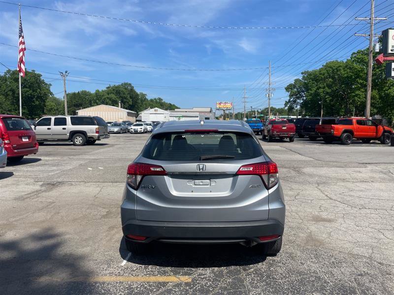 Used 2019 Honda HR-V LX image 6