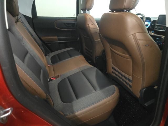 Used 2024 Ford Bronco Sport Outer Banks w/ Tech Package AWD/4WD image 6