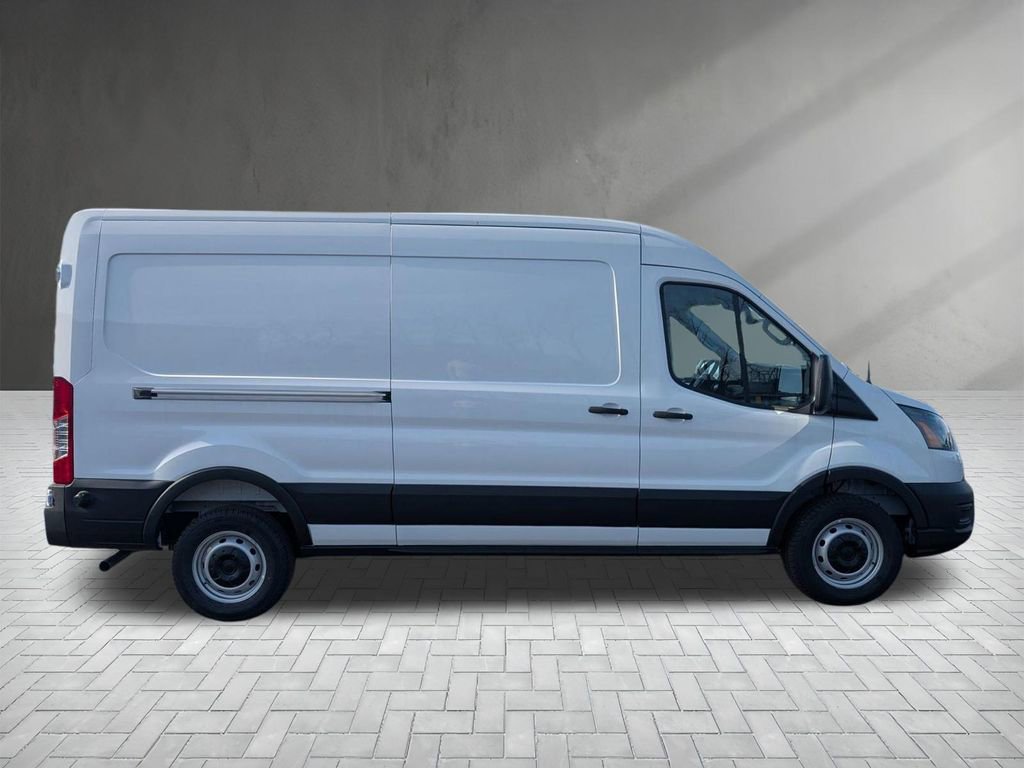 New 2026 Ford Transit 250 148 Medium Roof w/ Load Area Protection Package RWD image 9