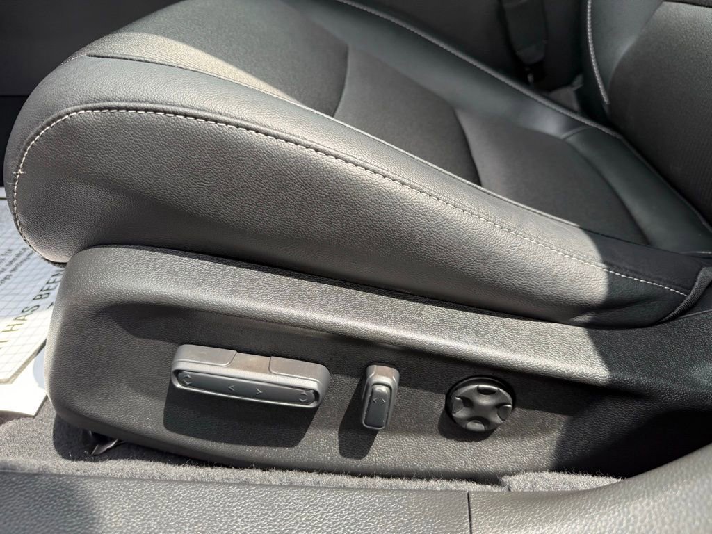 Used 2022 Honda Accord Sport image 15