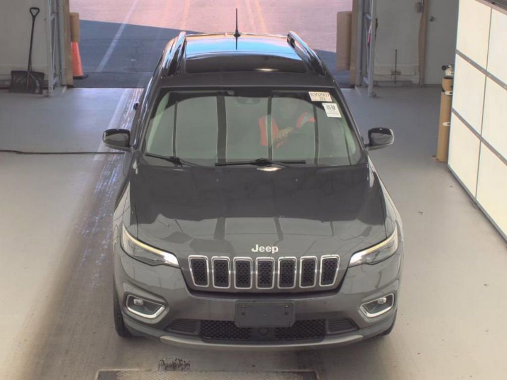 Used 2022 Jeep Cherokee Limited w/ Mopar Interior Package AWD/4WD image 2