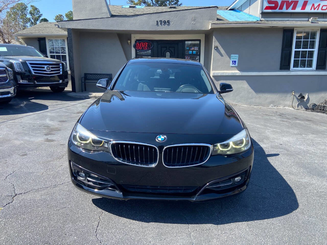 Used 2018 BMW 330i Gran Turismo xDrive 330i xDrive Gran Turismo AWD 4 image 3