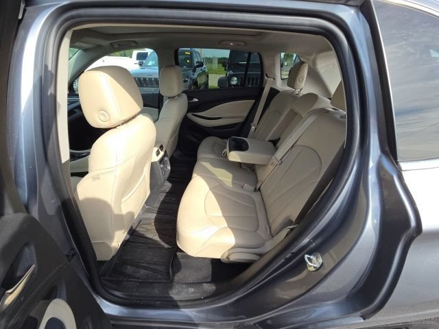 Used 2020 Buick Envision Essence w/ Experience Buick Package FWD image 34