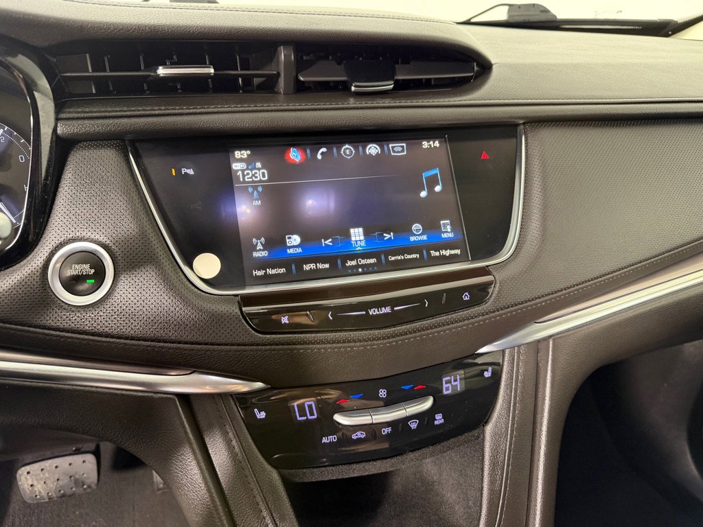 Used 2018 Cadillac XT5 Luxury image 17