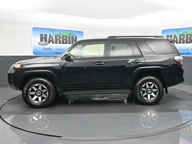 Used 2024 Toyota 4Runner TRD Off-Road image 2