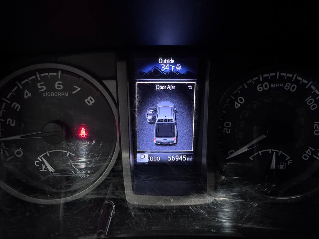 Used 2019 Toyota Tacoma TRD Off-Road image 17