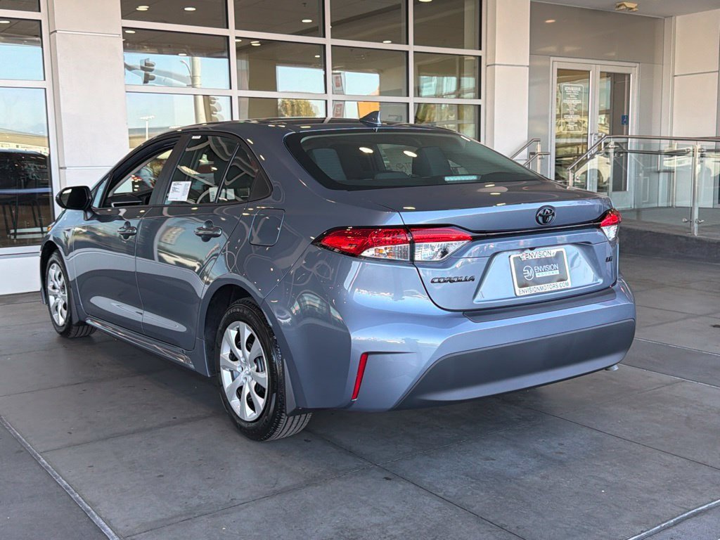New 2027 Toyota Corolla LE FWD image 9