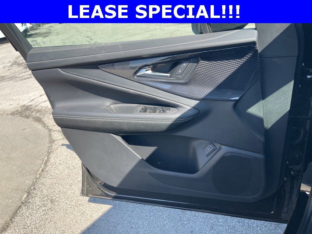 New 2025 Chevrolet Blazer EV LT AWD/4WD image 31
