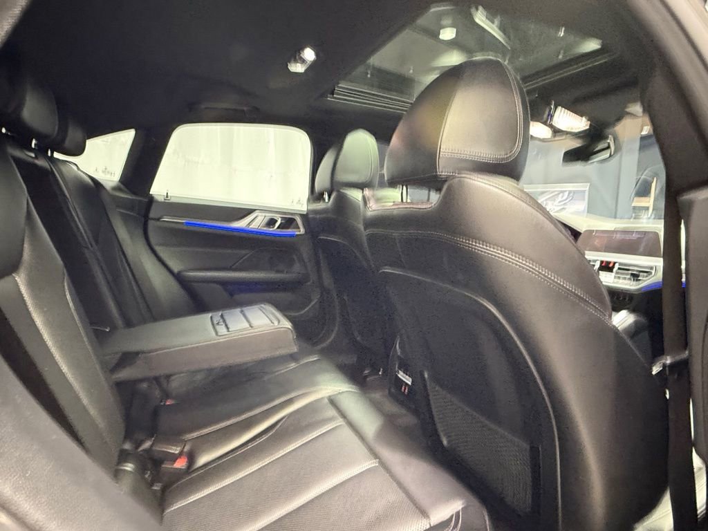 Used 2022 BMW M440i xDrive Gran Coupe w/ Shadowloine Package image 29