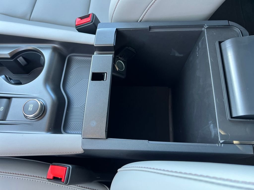 New 2026 Ford Explorer Active image 14