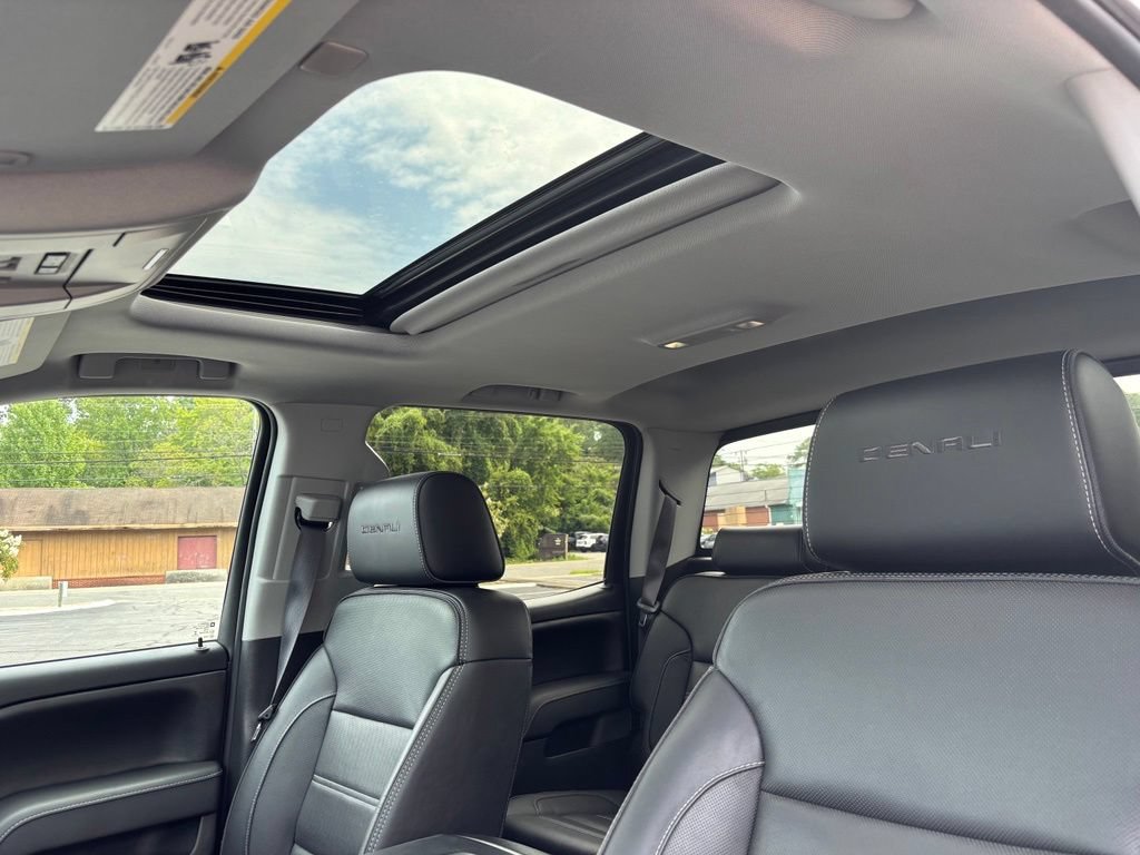 Used 2017 GMC Sierra 1500 Denali w/ Denali Ultimate Package AWD/4WD image 23