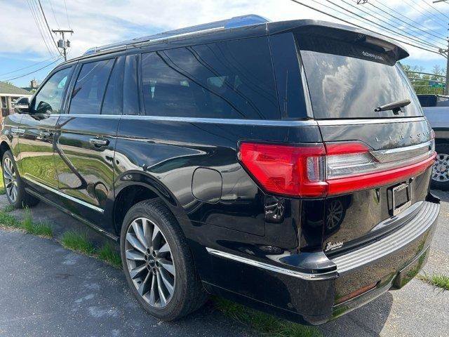 Used 2020 Lincoln Navigator L Reserve AWD/4WD image 12