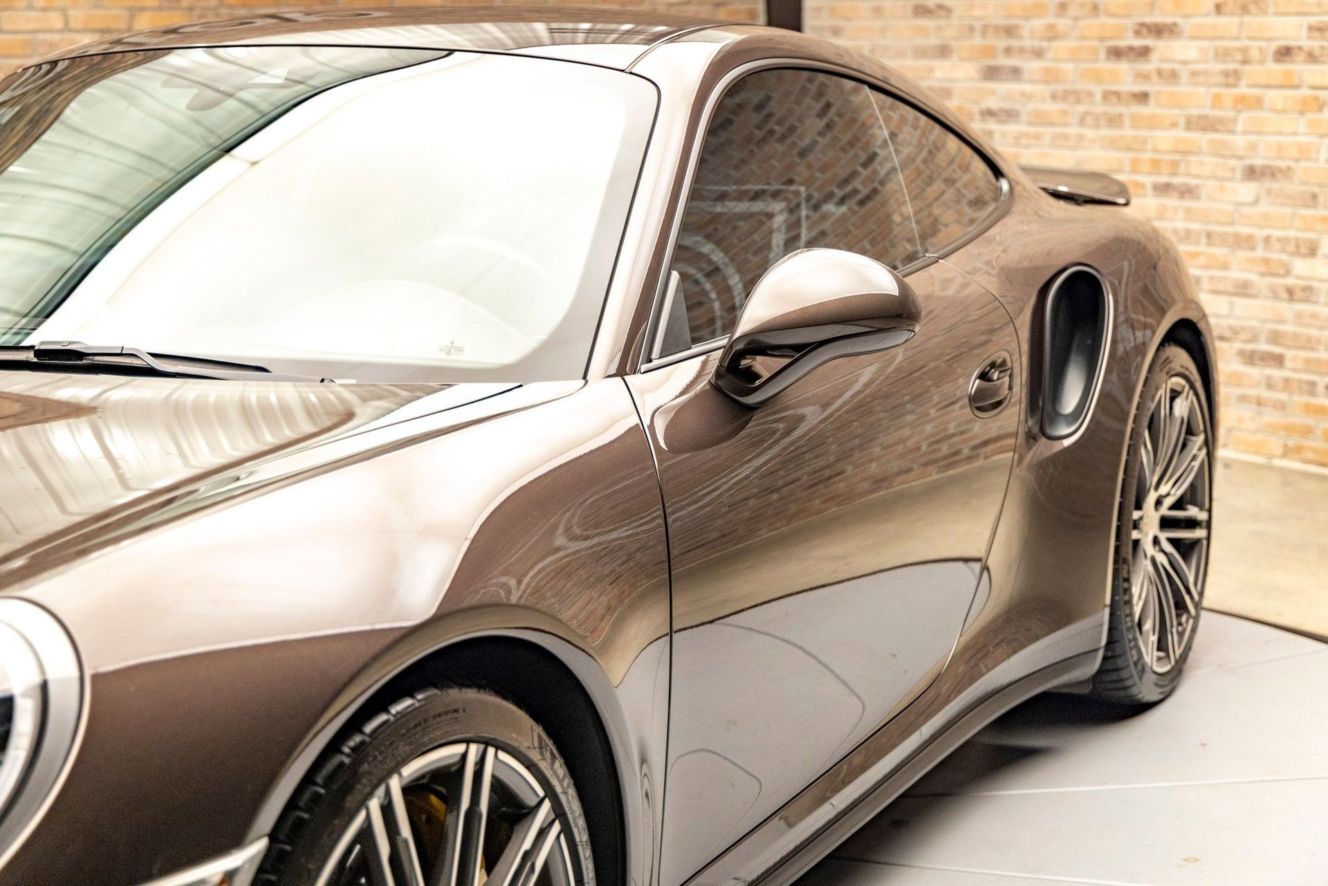 Used 2015 Porsche 911 4 Coupe image 18