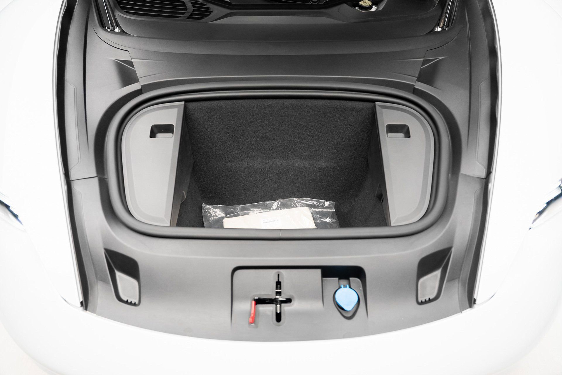 Used 2022 Porsche Taycan image 70