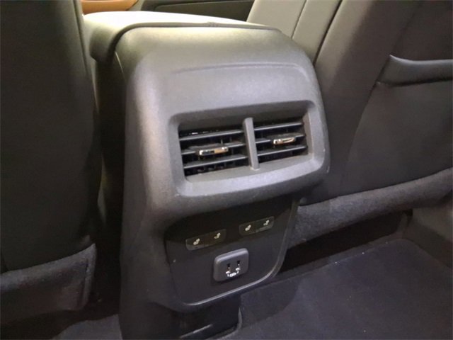 Used 2020 Chevrolet Equinox Premier image 19