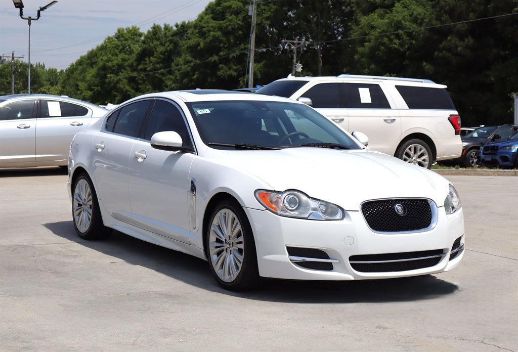 Used 2011 Jaguar XF RWD image 9