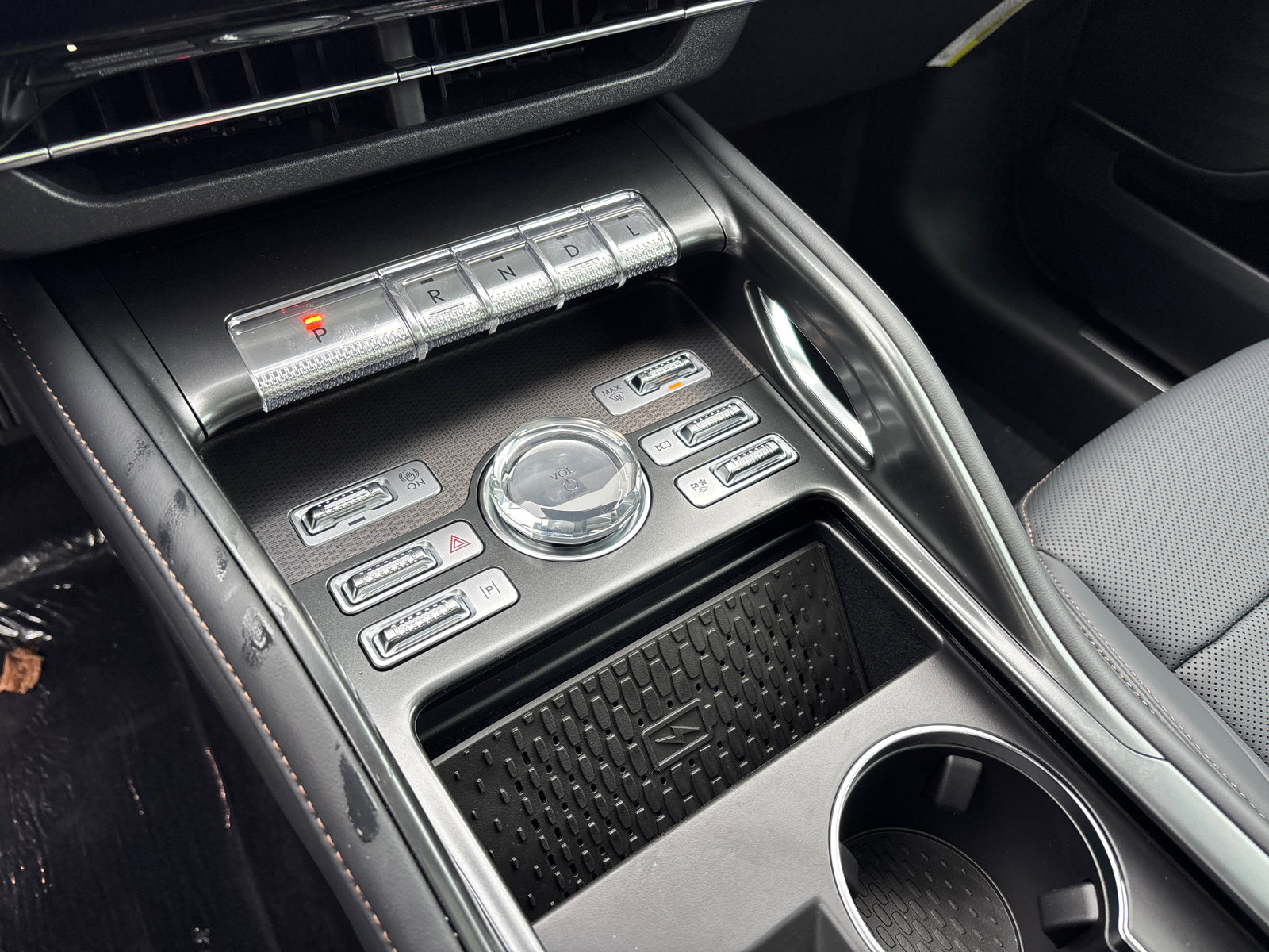 New 2026 Lincoln Nautilus Premier w/ Equipment Group 102A image 24