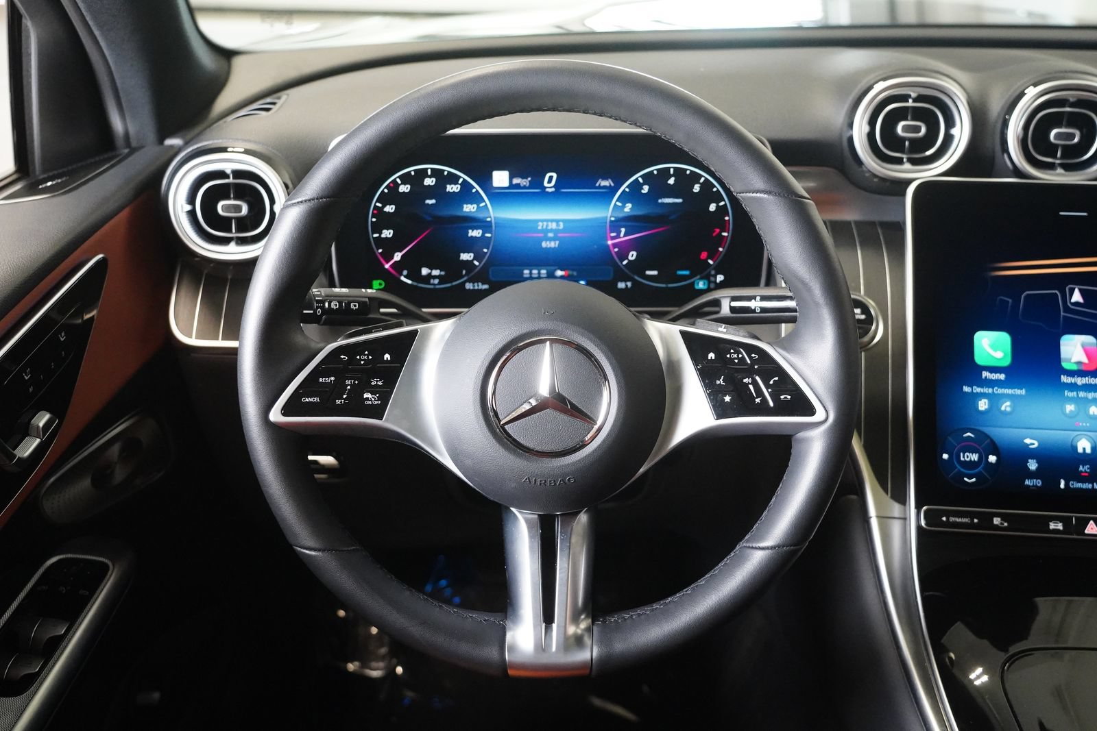 Certified 2026 Mercedes-Benz GLC 300 4MATIC image 15