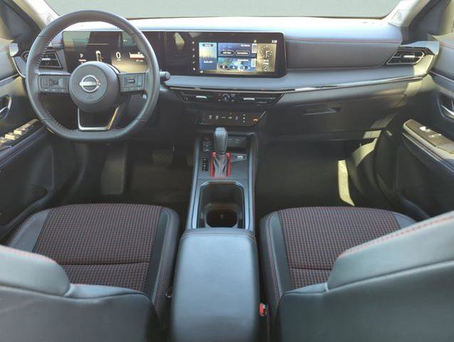 Certified 2025 Nissan Kicks SR FWD image 19