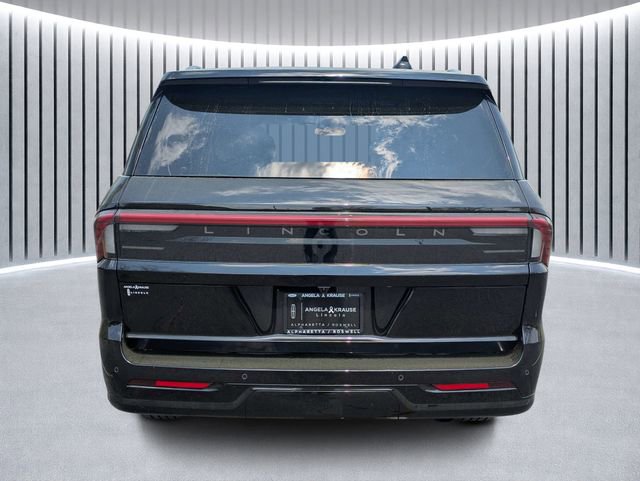 New 2026 Lincoln Navigator Black Label image 4