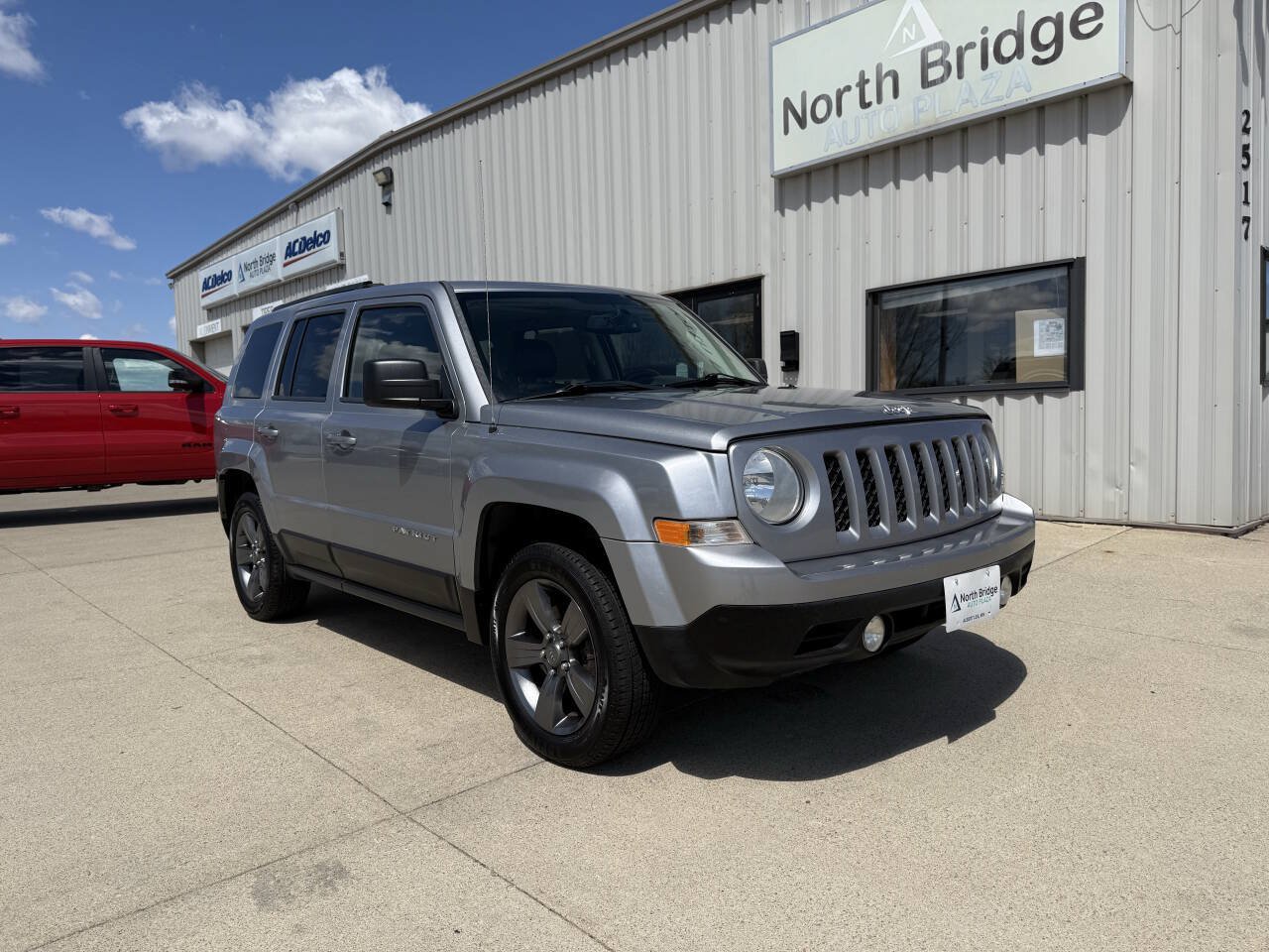Used 2015 Jeep Patriot High Altitude AWD/4WD image 1