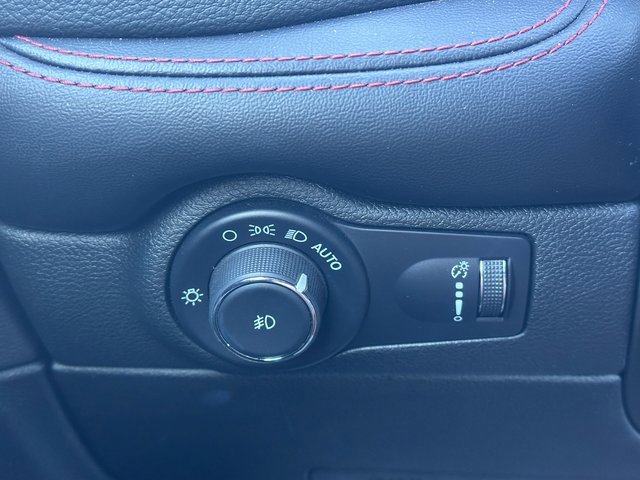 Used 2023 Dodge Durango GT image 36