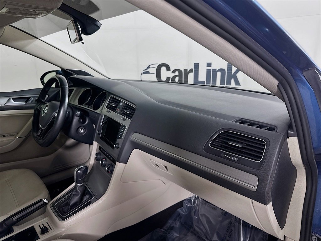 Used 2015 Volkswagen Golf SE w/ Lighting Package image 34