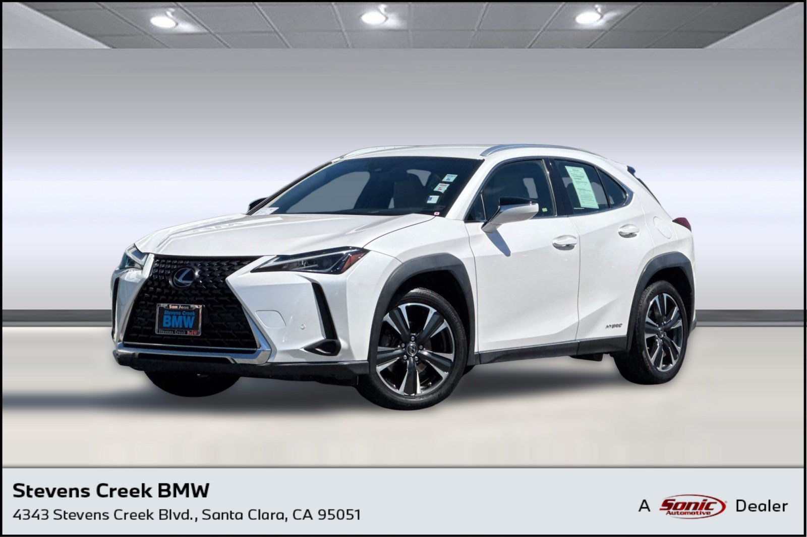 Used 2021 Lexus UX 250h w/ Accessory Package (Z1) AWD/4WD image 1