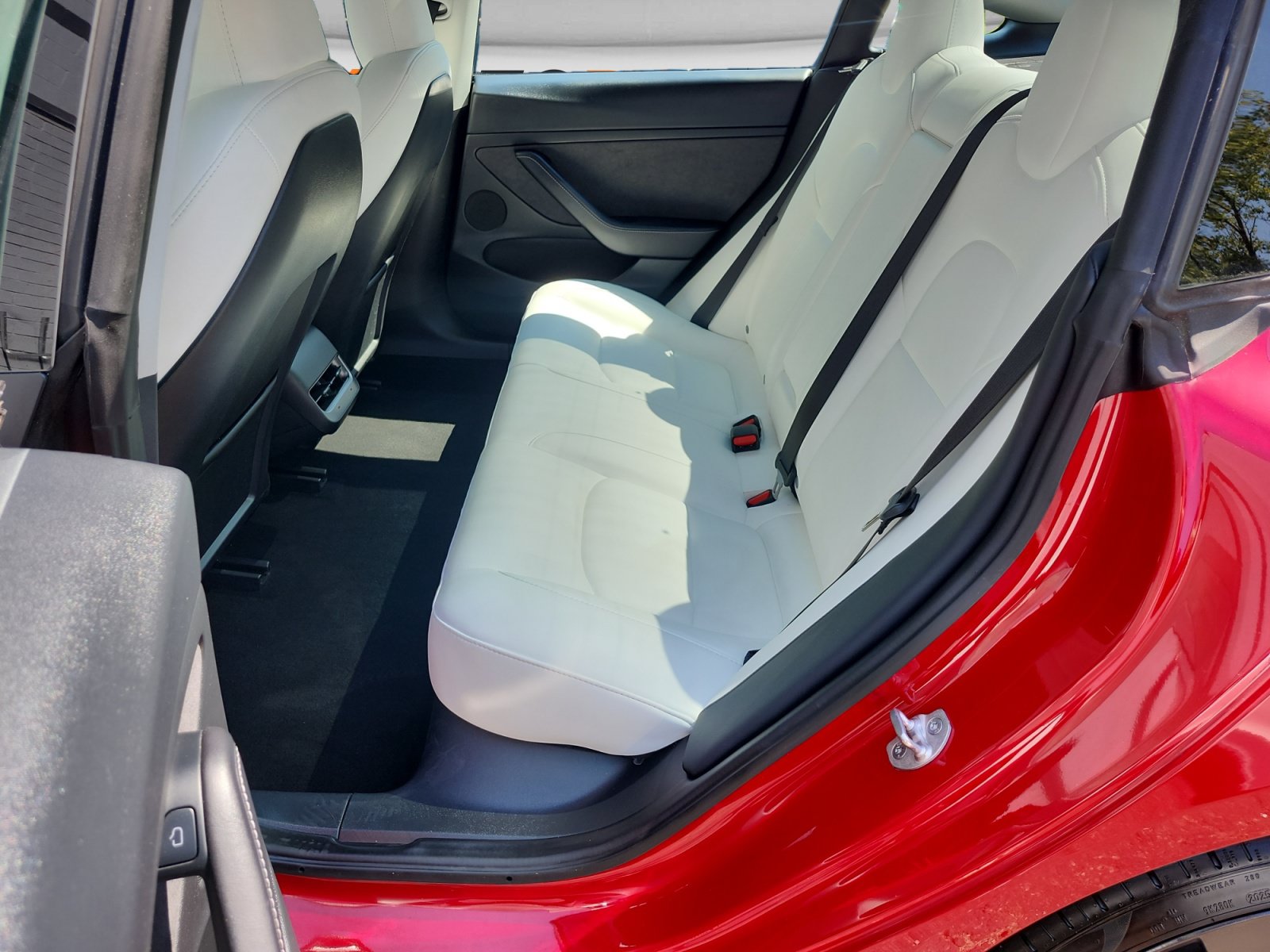 Used 2023 Tesla Model 3 Performance AWD/4WD image 14