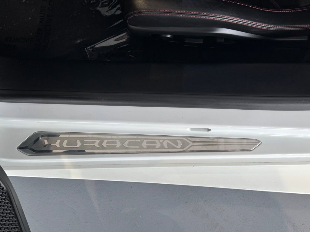 Used 2016 Lamborghini Huracan LP 580-2 image 25