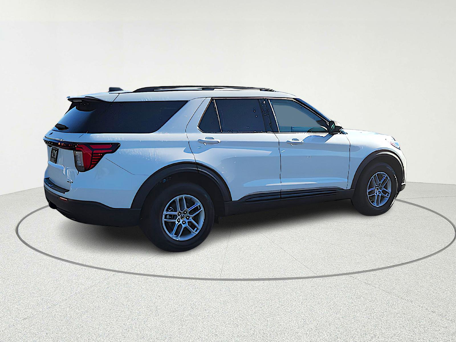 New 2026 Ford Explorer Active image 9