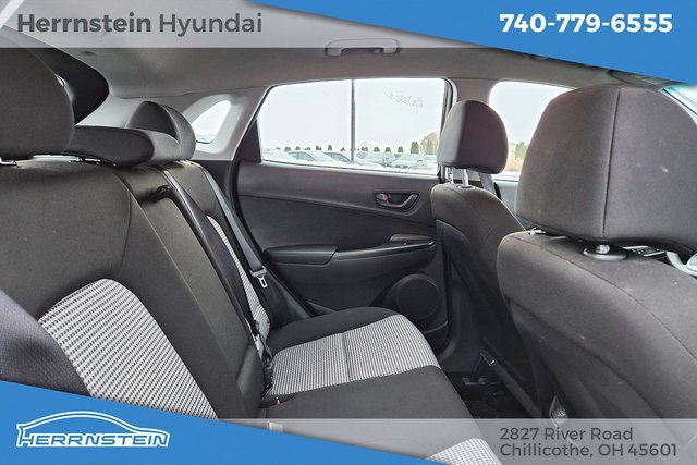 Used 2023 Hyundai Kona SE w/ Cargo Package image 24