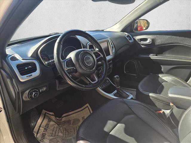 Used 2021 Jeep Compass Latitude w/ Sun and Sound Group image 10