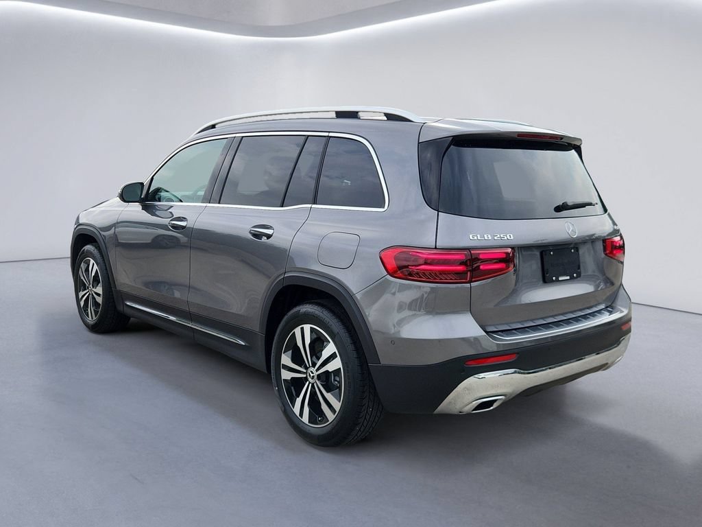 New 2026 Mercedes-Benz GLB 250 4MATIC image 5
