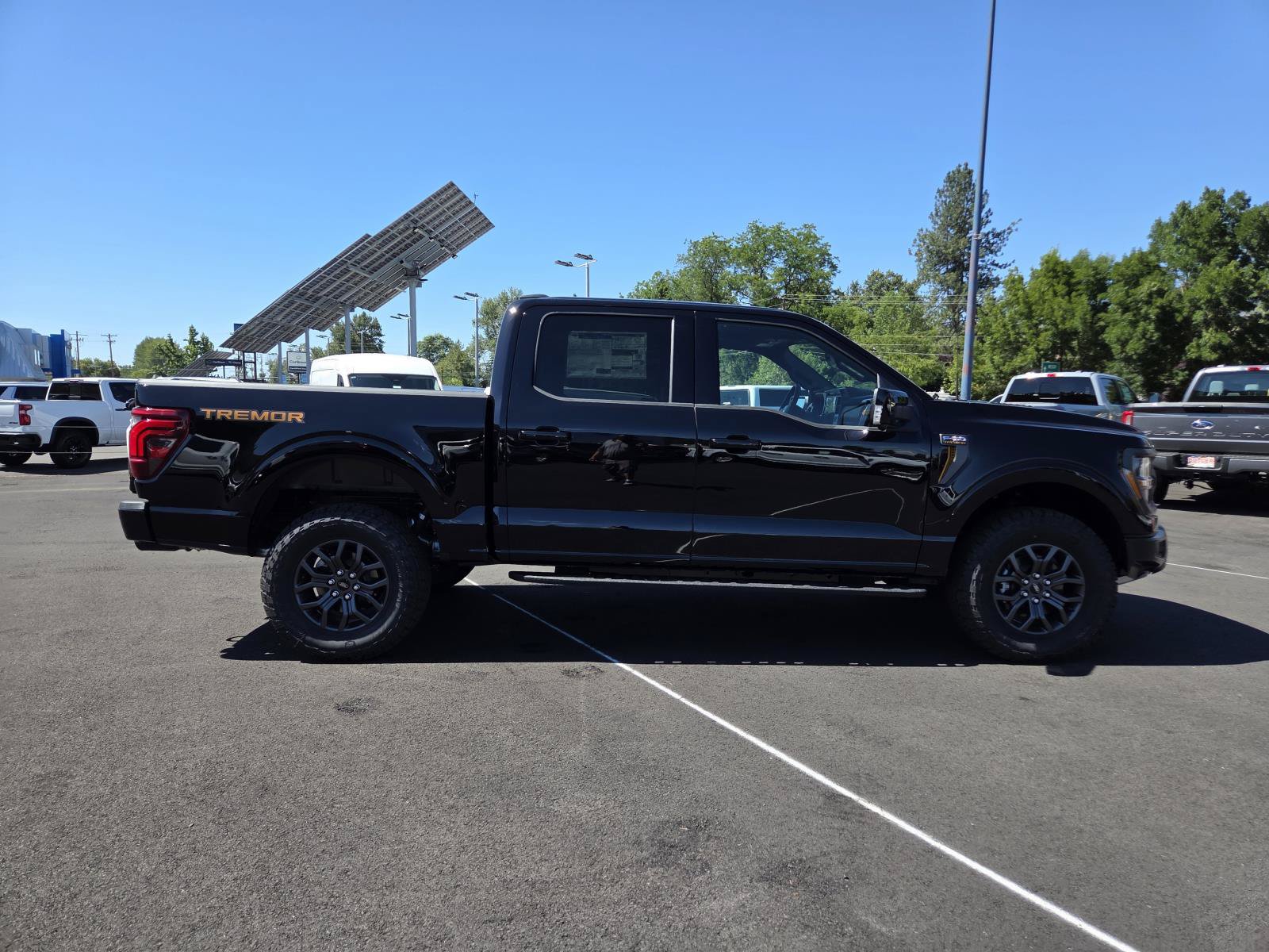 New 2026 Ford F150 Tremor w/ Equipment Group 402A High AWD/4WD image 4