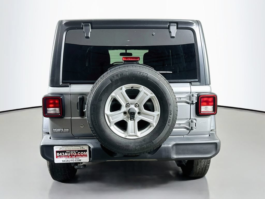 Used 2018 Jeep Wrangler Unlimited Sport S AWD/4WD image 6