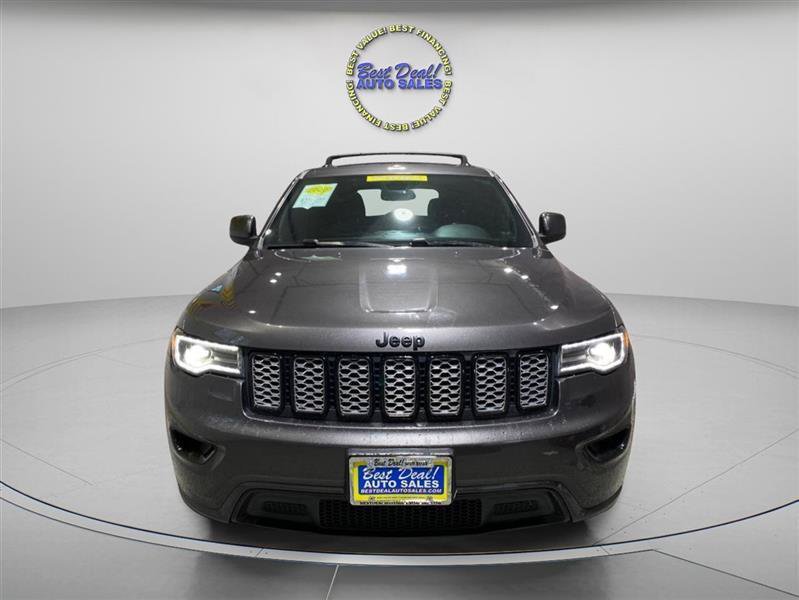 Used 2020 Jeep Grand Cherokee Altitude AWD/4WD image 8