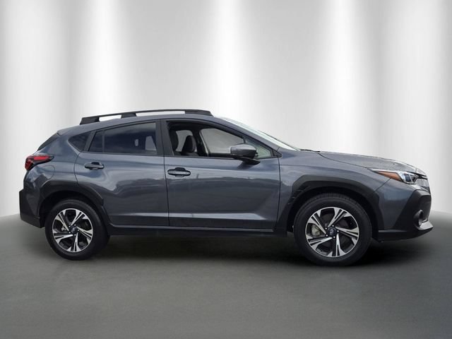 Used 2025 Subaru Crosstrek 2.5i Premium AWD/4WD image 8
