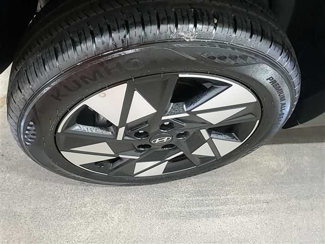 Used 2025 Hyundai Kona SEL AWD/4WD image 22