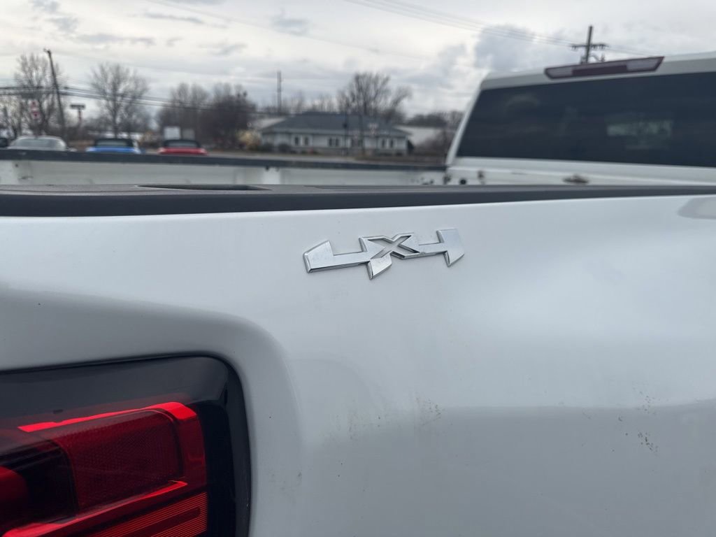 Used 2023 GMC Sierra 3500 Pro w/ Convenience Package image 39